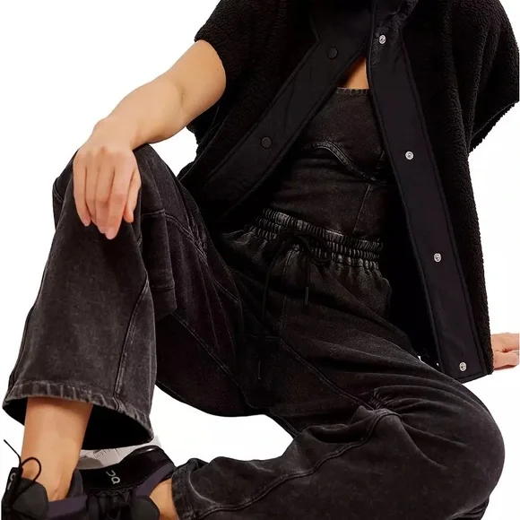 NWT FREE PEOPLE - FP movement inbound onesie - small - Picture 6 of 8